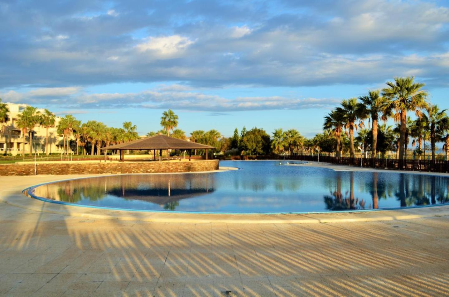 Apartamento Con Vistas Al Mar En Urbanizacion De Lujo Almerimar Exterior foto