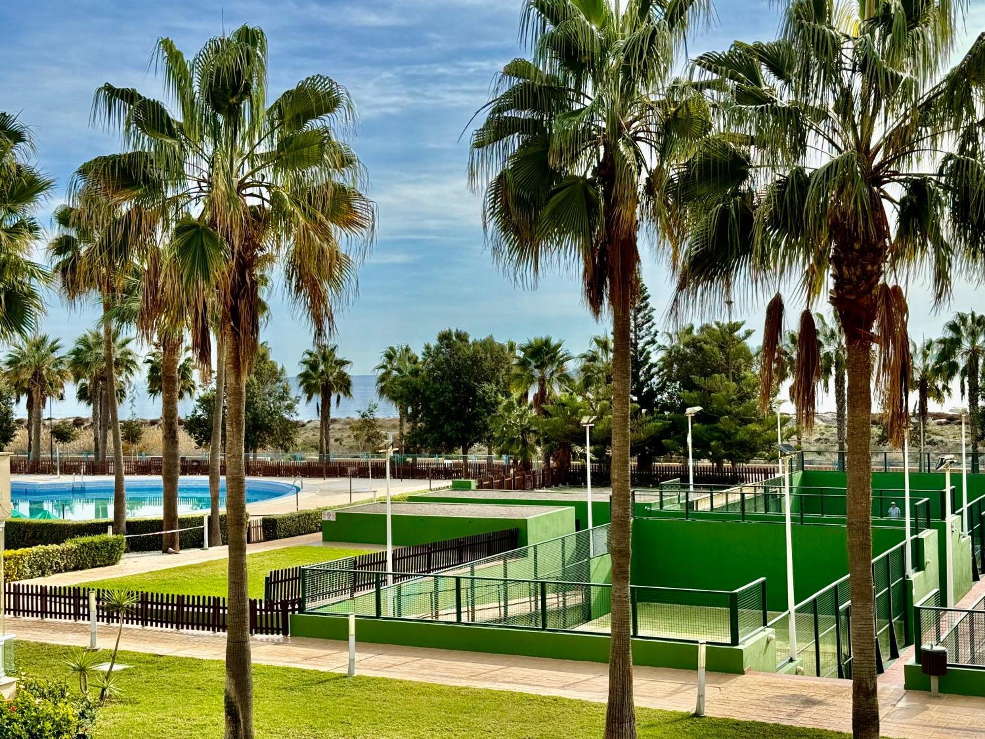 Apartamento Con Vistas Al Mar En Urbanizacion De Lujo Almerimar Exterior foto